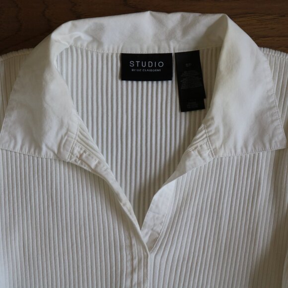 Collared Knit Sweater - Picture 2 of 3